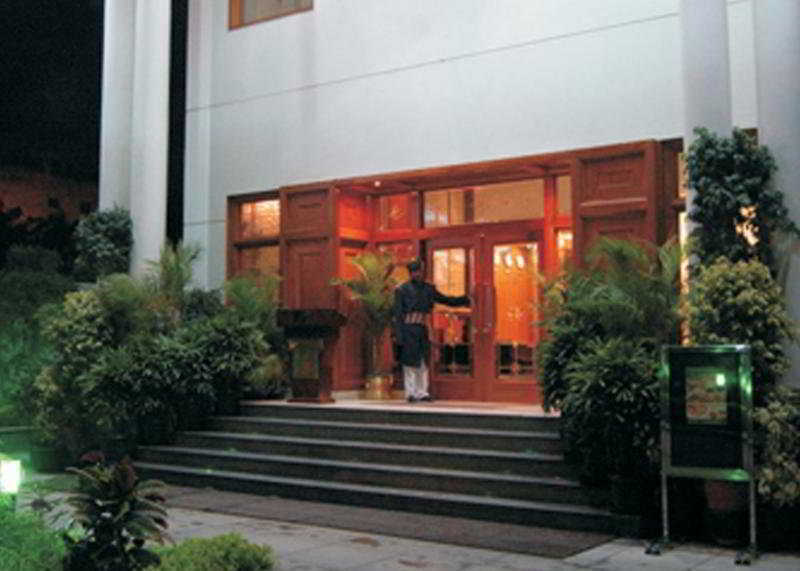 J P Cordial Hotel Bangalore Exterior foto
